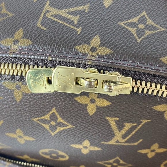 LOUIS VUITTON Authentic Brown Monogram Canvas Shoulder Bag - Picture 8 of 16